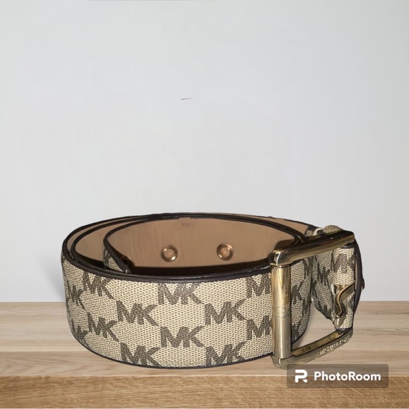 Women’s Michael Kors belt - Picture 2 of 4
